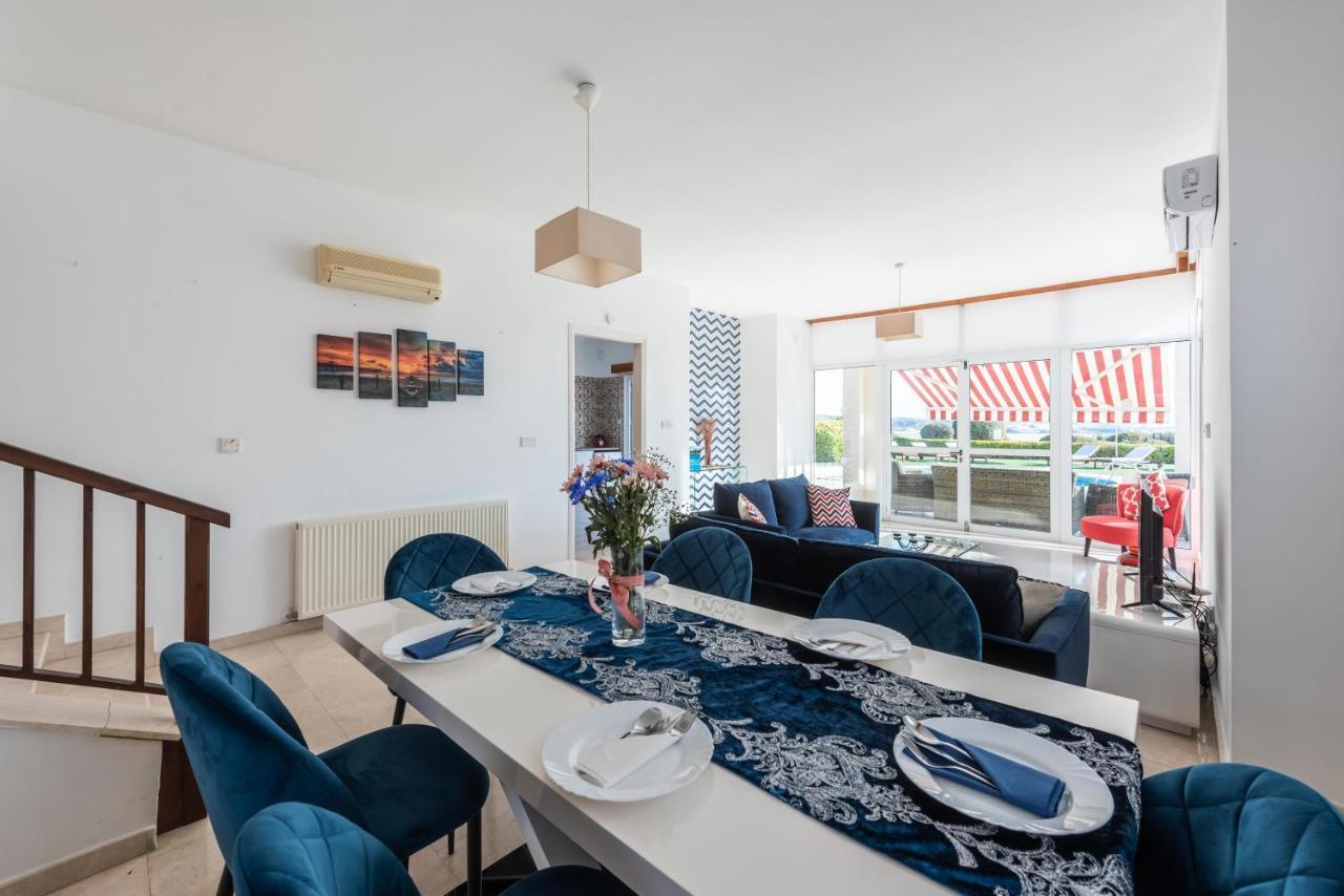 Villa Marina Sunrise By Ezoria Villas Coral Bay Exterior photo